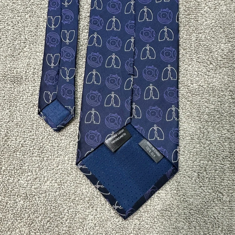 GlaxoSmithKline GSK Advair Diskus Lungs Silk Tie Navy Blue Medical Pharma Promo
